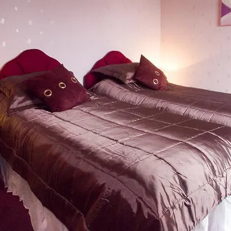 Briarcliffe * Lindale